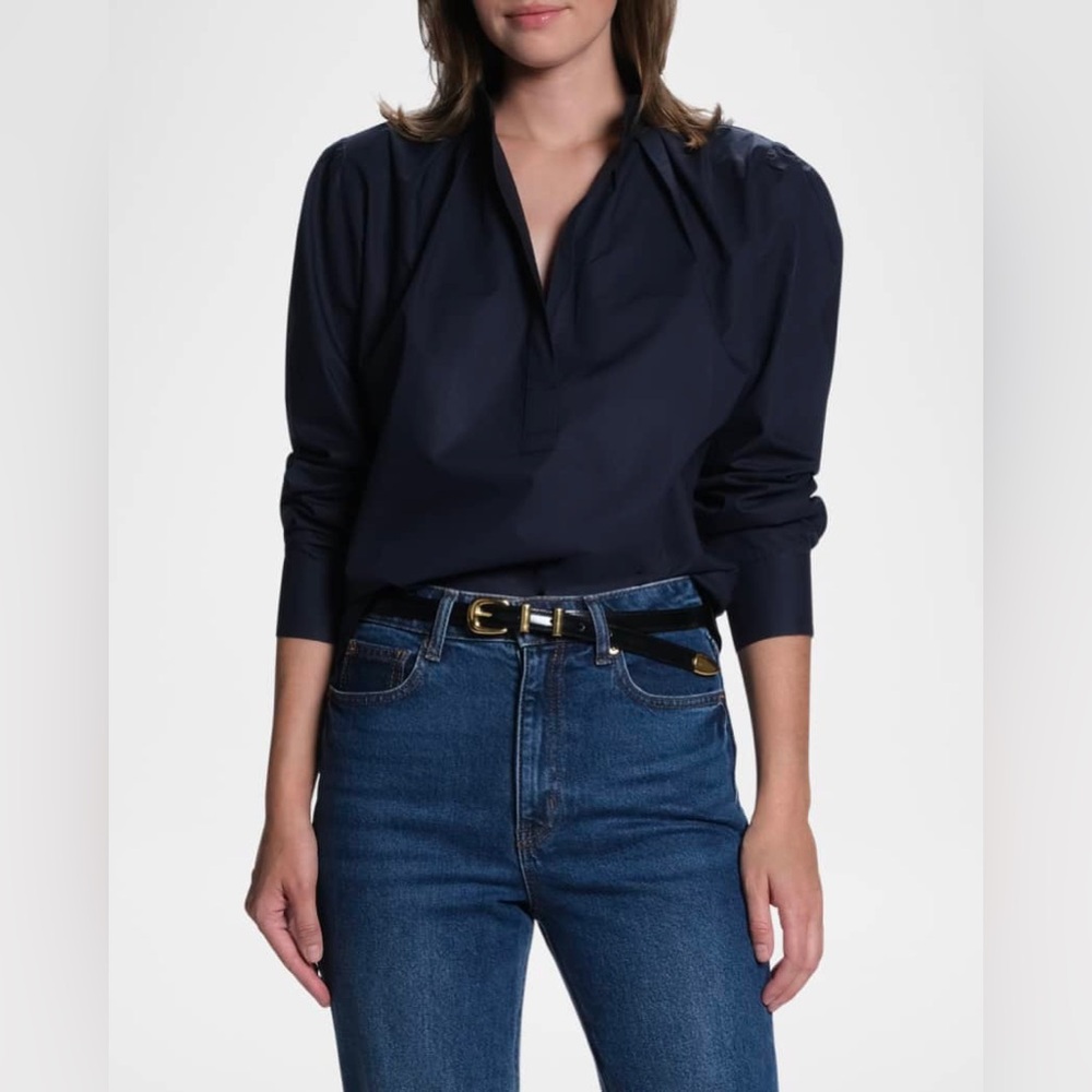 Cissa "The Puff Shirt" -‎ Effortless Navy Volume Blouse